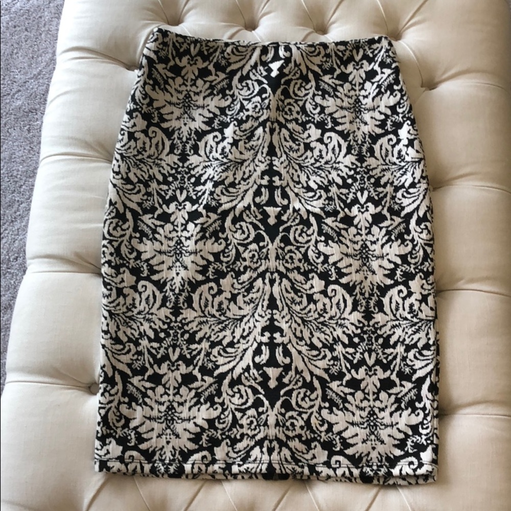Black Damask print high waisted midi skirt